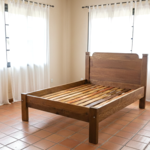 Cama Queen