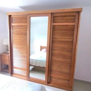 Guarda Roupas 2.0 x 2.20 porta correr venezianas GR11 (1)