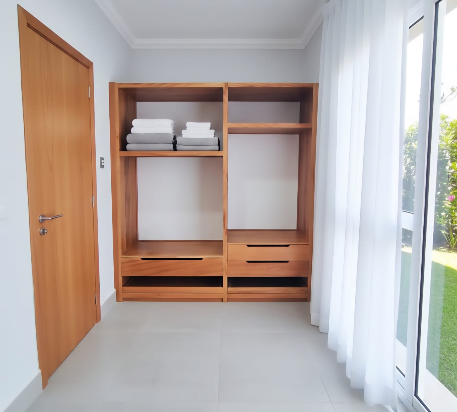 Closet em Madeira Natural CL26 - Imagem 4