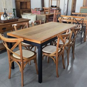 Mesa de Madeira modelo MJ05