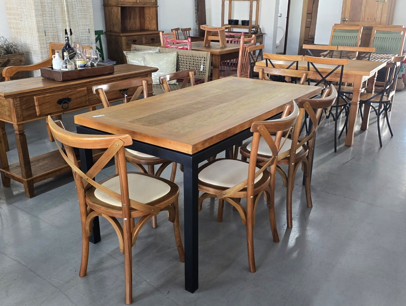 Mesa de Madeira modelo MJ05