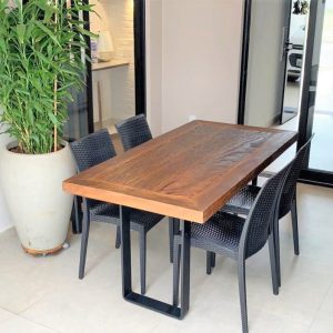 mesa 1.60 x 0.80 moldurada viga com centro tabuas MJ07