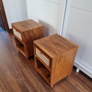 mesa de cabeceira 0.40 x 0.40 x 0.60 CR29(4)