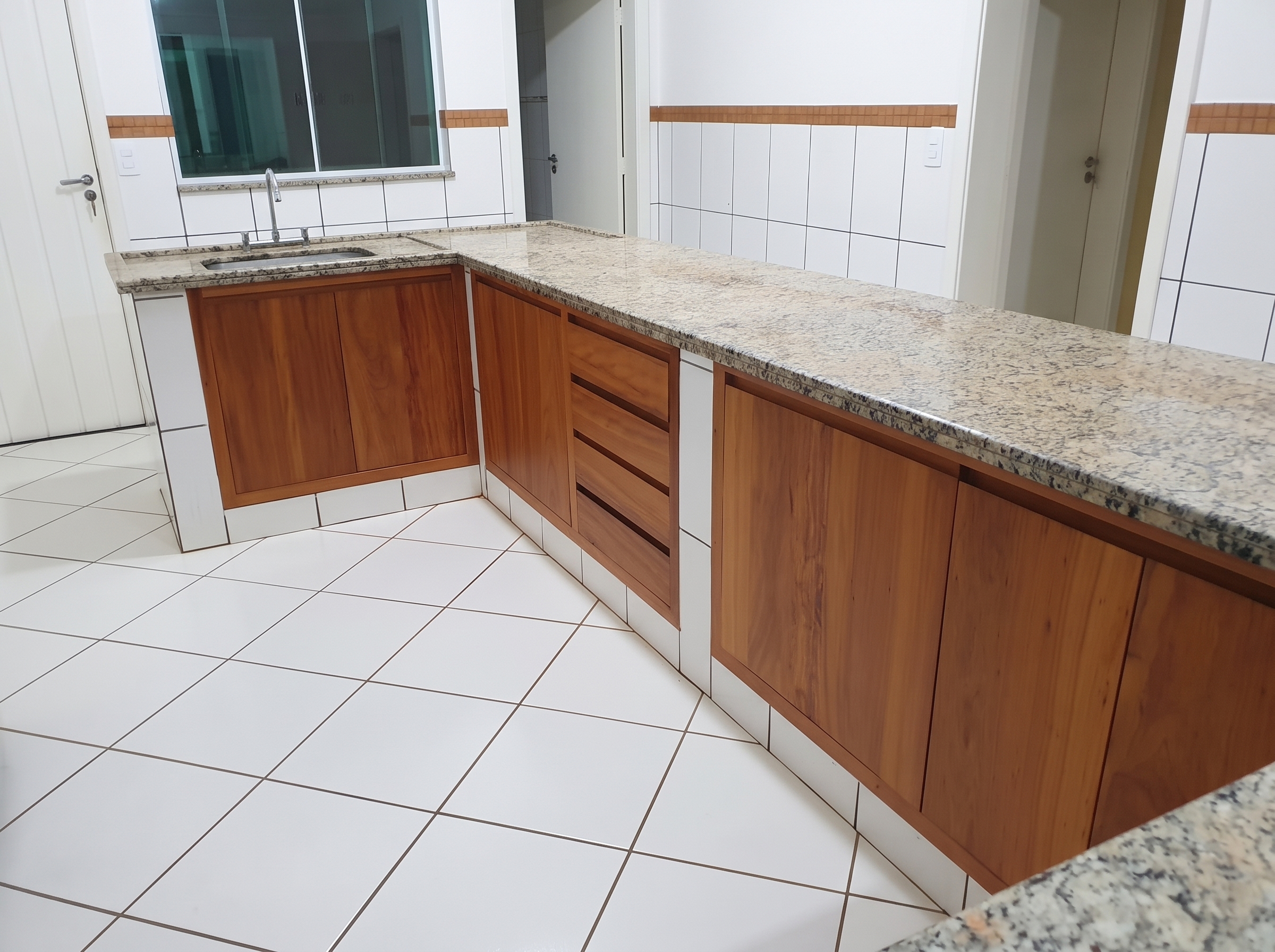 Gabinete Sob Medida modelo GB23 - Imagem 4